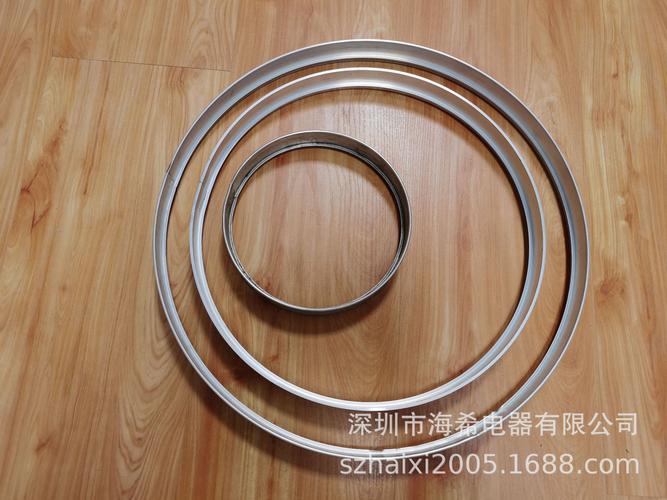 铝型材圆框的艺术 折弯深加工铸就金属画框之美